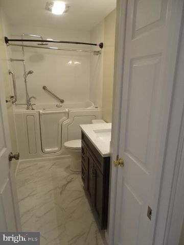 170 LANTERN LANE, Chambersburg, PA 17201