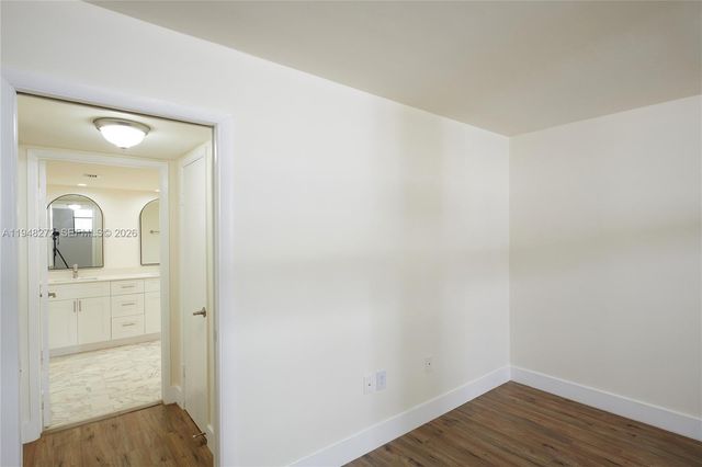 5845 Collins Ave 304, Miami Beach, FL 33140