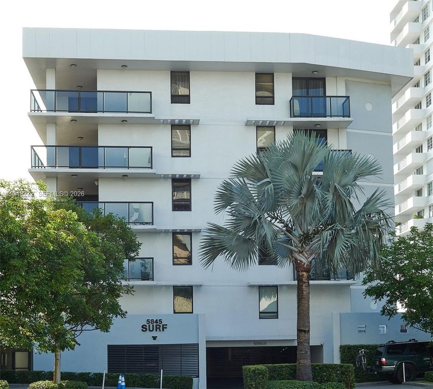 5845 Collins Ave 304, Miami Beach, FL 33140