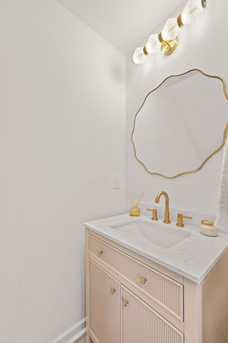 213 Oasis Dr, La Vergne, TN 37086