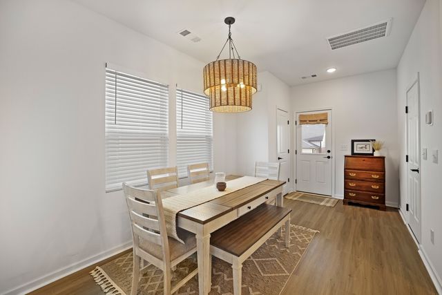 213 Oasis Dr, La Vergne, TN 37086