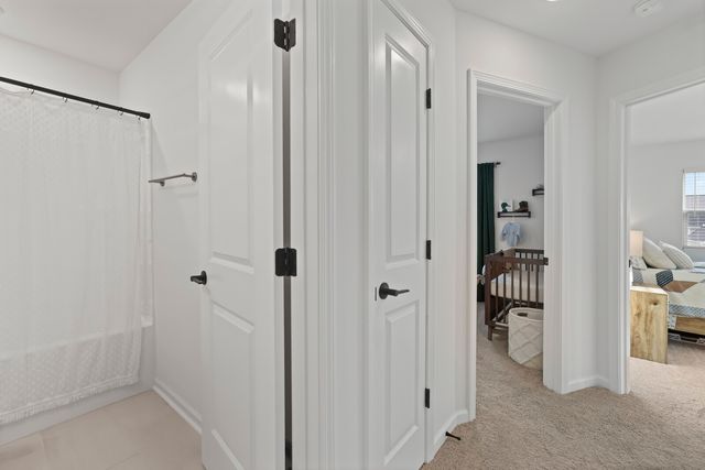 213 Oasis Dr, La Vergne, TN 37086