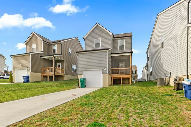 213 Oasis Dr, La Vergne, TN 37086