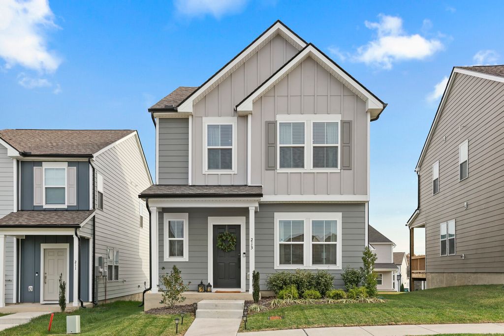 213 Oasis Dr, La Vergne, TN 37086