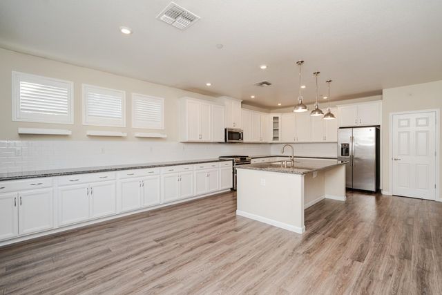 3965 Deergrass Cir, Rocklin, CA 95677