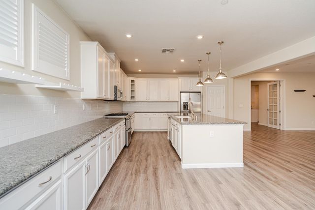 3965 Deergrass Cir, Rocklin, CA 95677