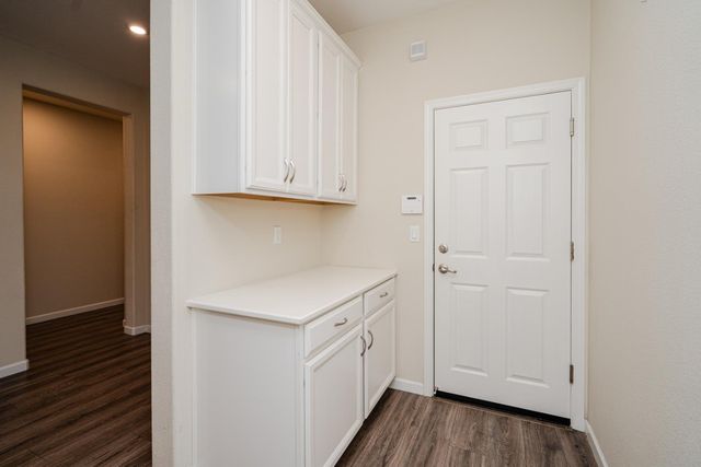 3965 Deergrass Cir, Rocklin, CA 95677