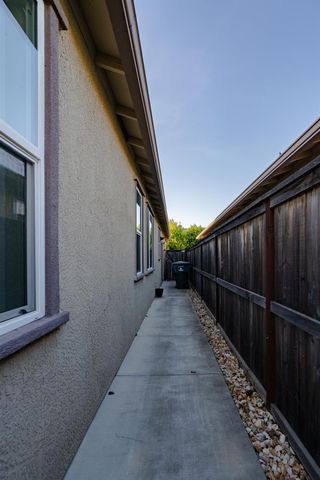 3965 Deergrass Cir, Rocklin, CA 95677