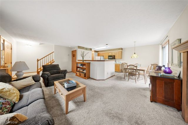 23174 Grist Mill Court, Olmsted Falls, OH 44138
