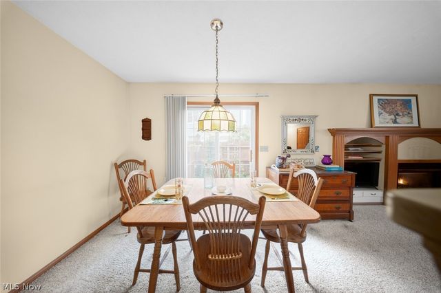 23174 Grist Mill Court, Olmsted Falls, OH 44138