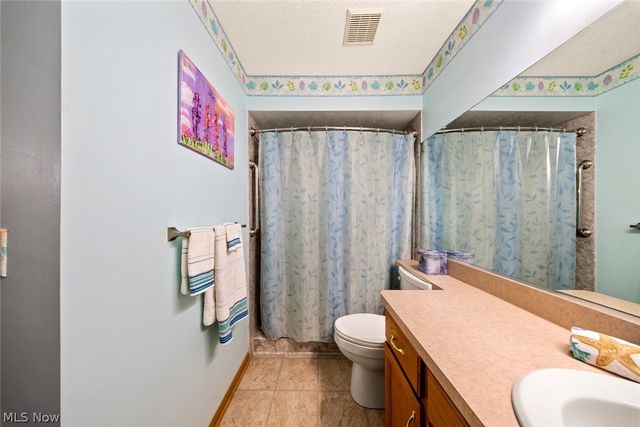 23174 Grist Mill Court, Olmsted Falls, OH 44138