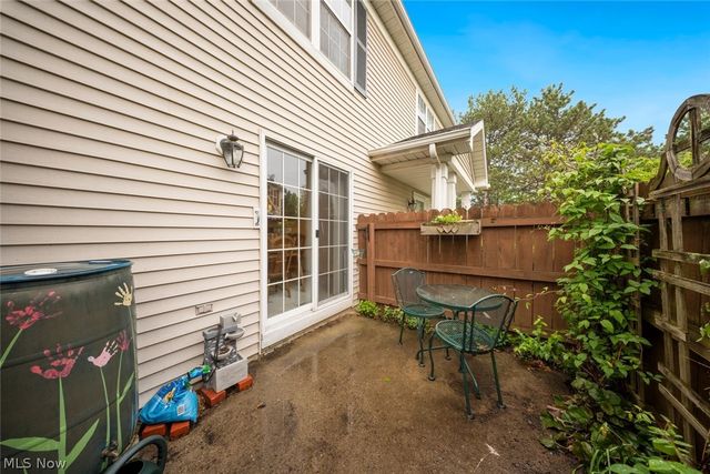 23174 Grist Mill Court, Olmsted Falls, OH 44138