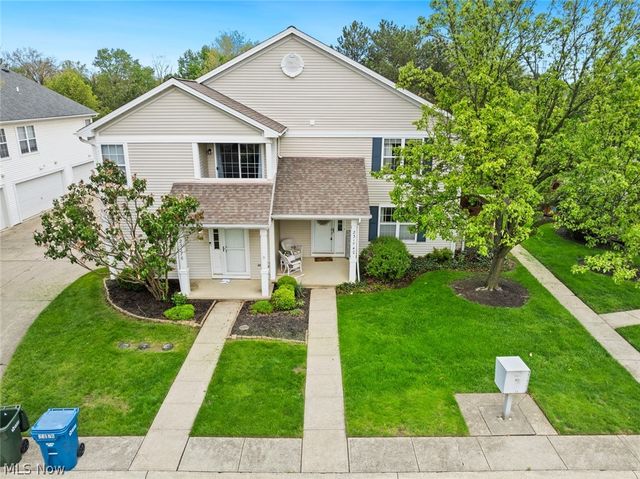 23174 Grist Mill Court, Olmsted Falls, OH 44138