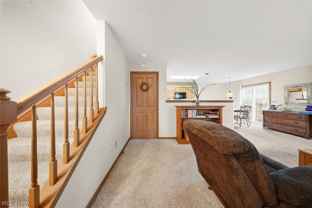 23174 Grist Mill Court, Olmsted Falls, OH 44138