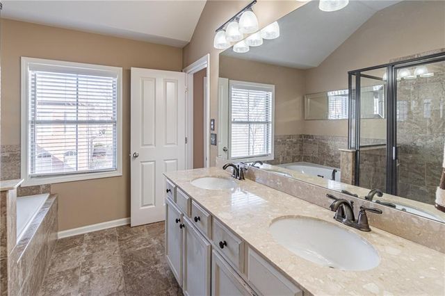 302 Barbados Lane, Suwanee, GA 30024