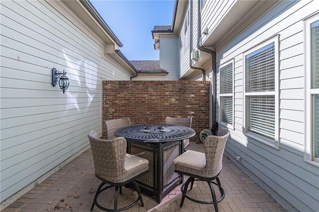 302 Barbados Lane, Suwanee, GA 30024