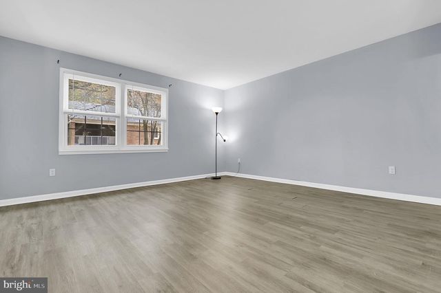 724 QUINCE ORCHARD BLVD #202, Gaithersburg, MD 20878