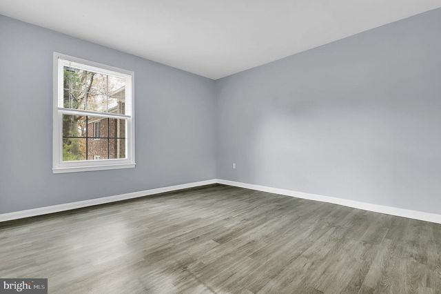 724 QUINCE ORCHARD BLVD #202, Gaithersburg, MD 20878