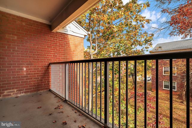 724 QUINCE ORCHARD BLVD #202, Gaithersburg, MD 20878