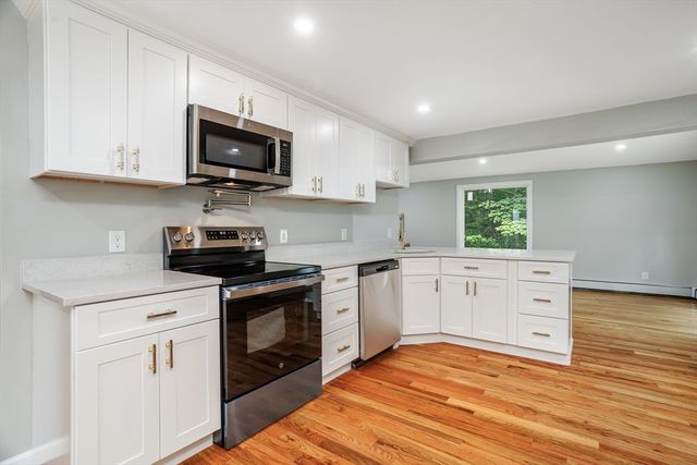 22 Albert Dr, Templeton, MA 01468