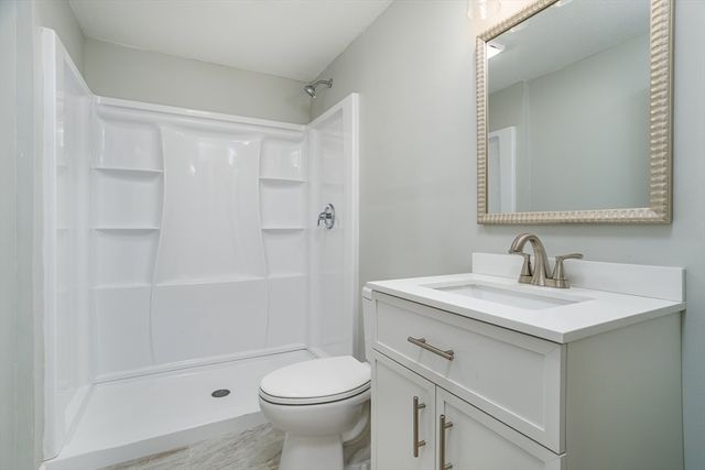 22 Albert Dr, Templeton, MA 01468