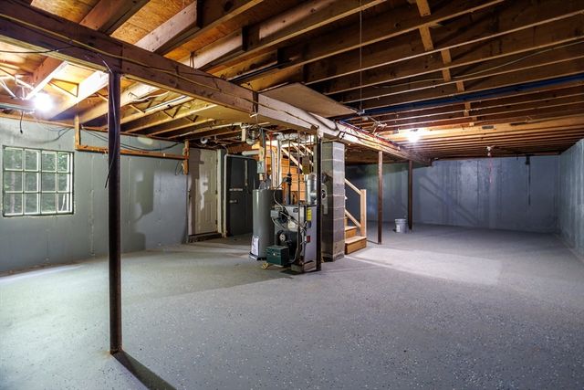 22 Albert Dr, Templeton, MA 01468