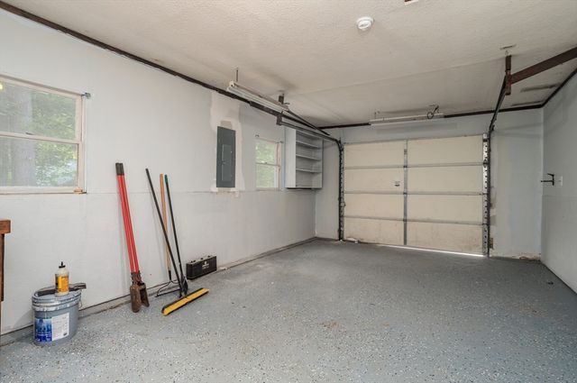 22 Albert Dr, Templeton, MA 01468