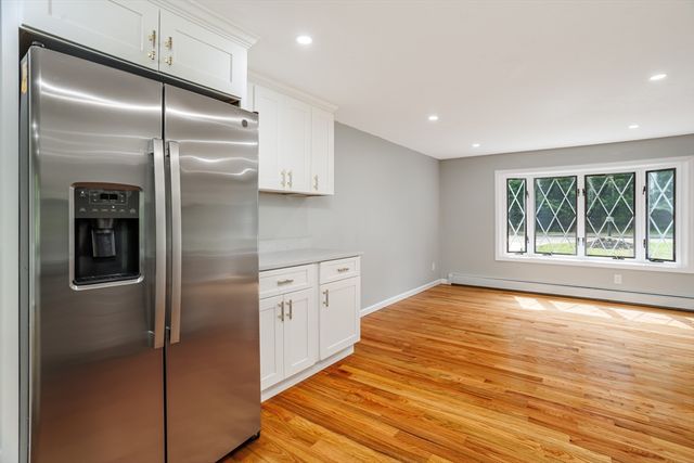 22 Albert Dr, Templeton, MA 01468