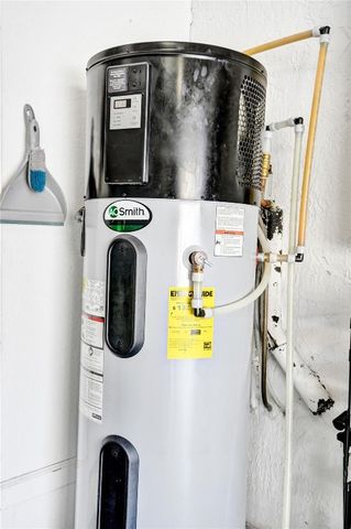 9814 NW 1st Manor, Coral Springs, FL 33071