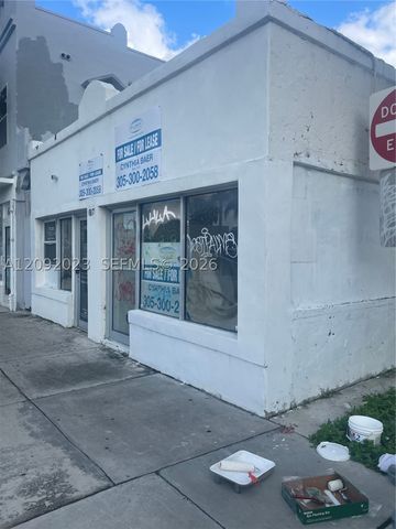 817 SW 8th St, Miami, FL 33130