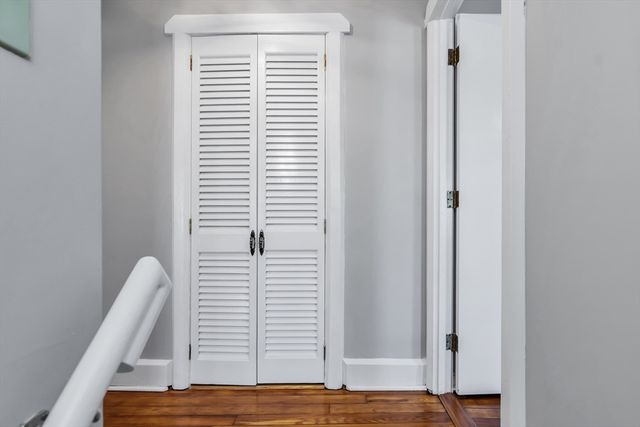 16 Market St, Lawrence, MA 01843