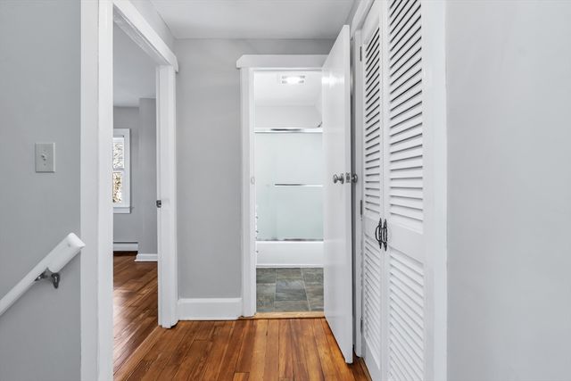 16 Market St, Lawrence, MA 01843