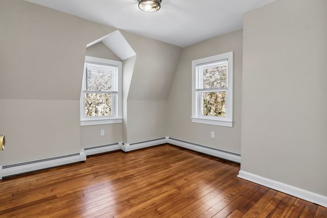 16 Market St, Lawrence, MA 01843