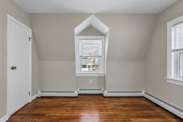 16 Market St, Lawrence, MA 01843