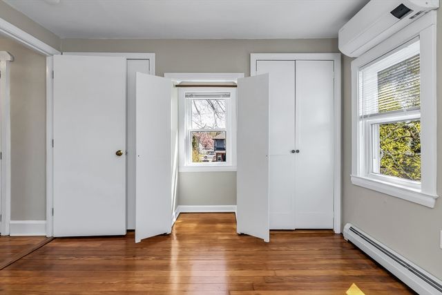 16 Market St, Lawrence, MA 01843