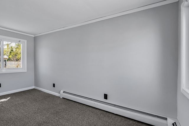 16 Market St, Lawrence, MA 01843