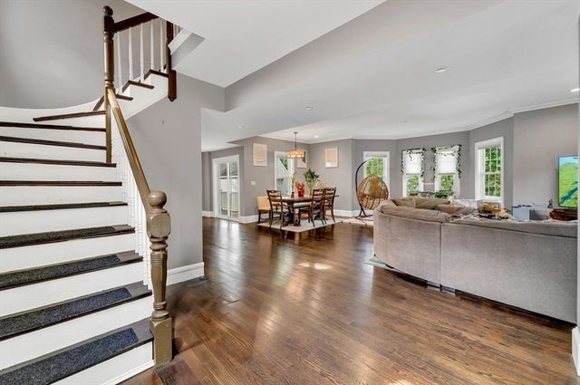 3 Highet Ave, Woburn, MA 01801