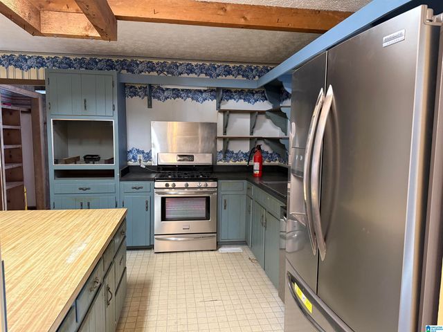 2126 COUNTY ROAD 852, Heflin, AL 36264