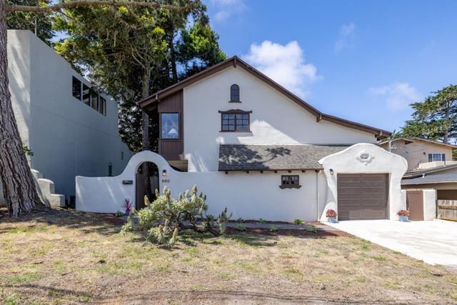 677 Taylor Street, Monterey, CA 93940