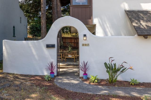 677 Taylor Street, Monterey, CA 93940
