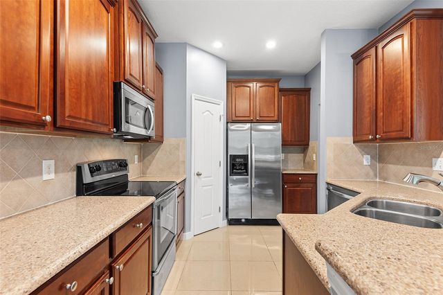 6745 BREEZY PALM DRIVE, Riverview, FL 33578