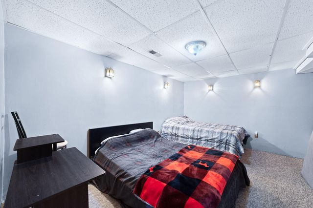 809 W Northrup Street, Lansing, MI 48911