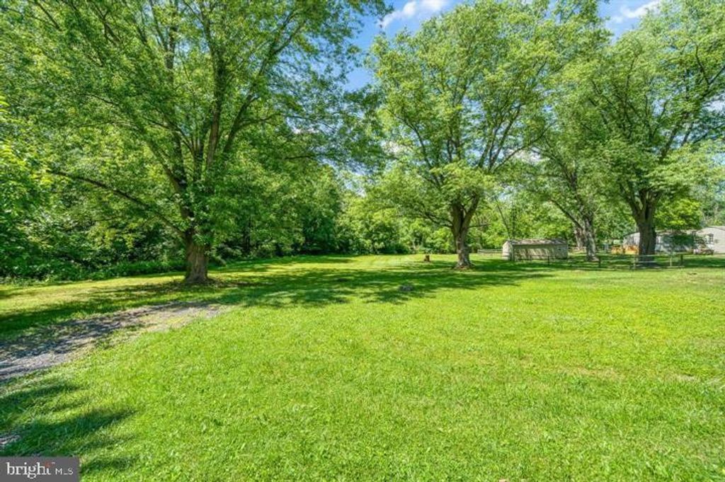 Image 10 of property listing at 152 HOPEWELL RD, Rising Sun, MD 21911