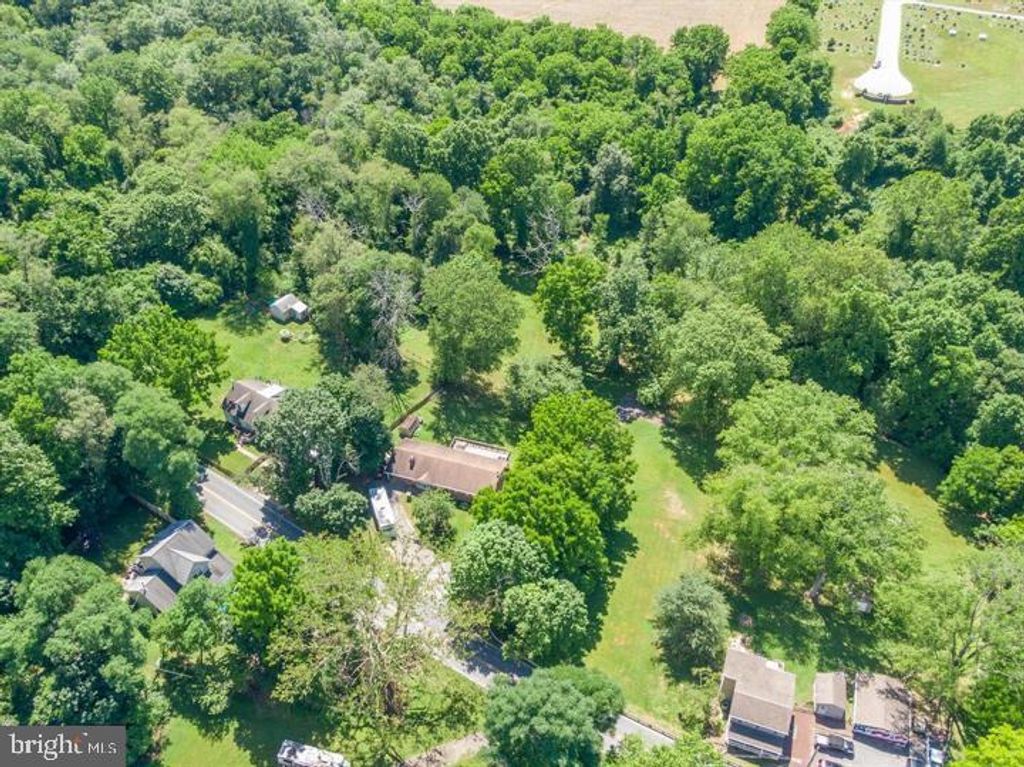 Image 4 of property listing at 152 HOPEWELL RD, Rising Sun, MD 21911