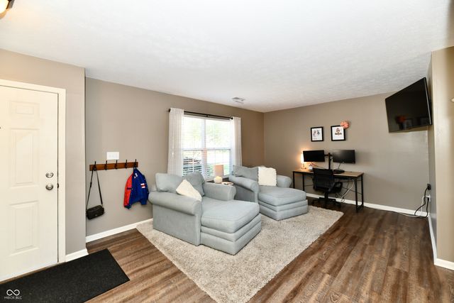 12663 Brookdale Drive, Fishers, IN 46037