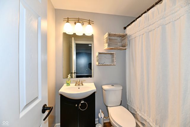 12663 Brookdale Drive, Fishers, IN 46037