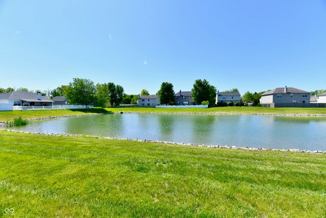 12663 Brookdale Drive, Fishers, IN 46037