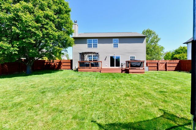 12663 Brookdale Drive, Fishers, IN 46037