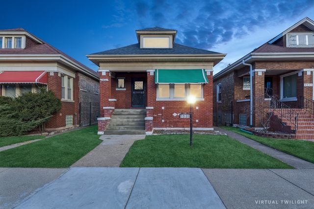7931 S Calumet Avenue, Chicago, IL 60619