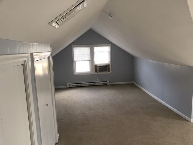 317 Garden Street Second Floor, Wethersfield, CT 06109